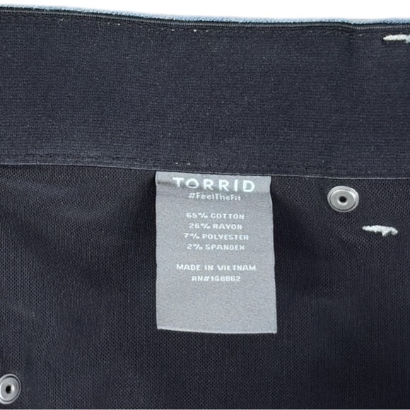 Torrid Bombshell Straight Jeans sz 16R High Rise Stretch Blue Denim 16 Regular - Picture 8 of 10